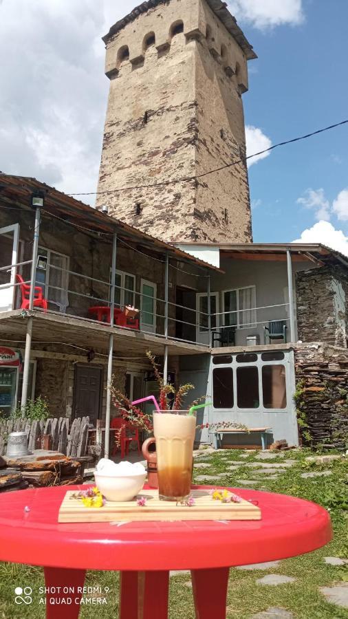 Old Tower Guesthouse - Kafe אושגולי מראה חיצוני תמונה